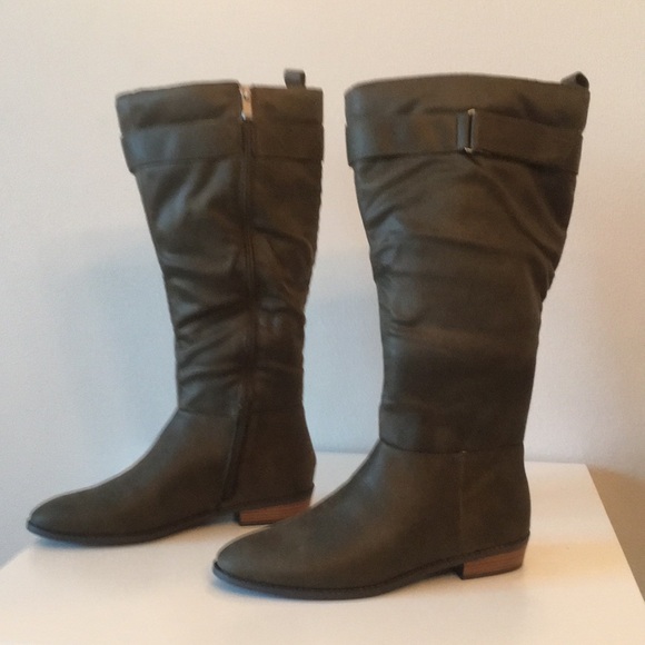 New WB Woman’s Journee Collection Elegant Olive Knee-High Boots - Picture 3 of 5